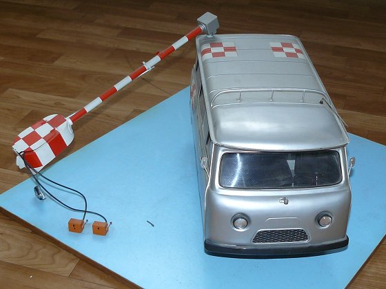 img00002.jpg