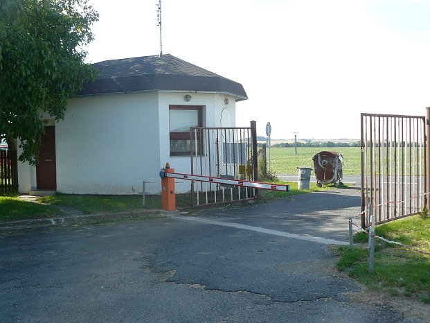 img00025.jpg